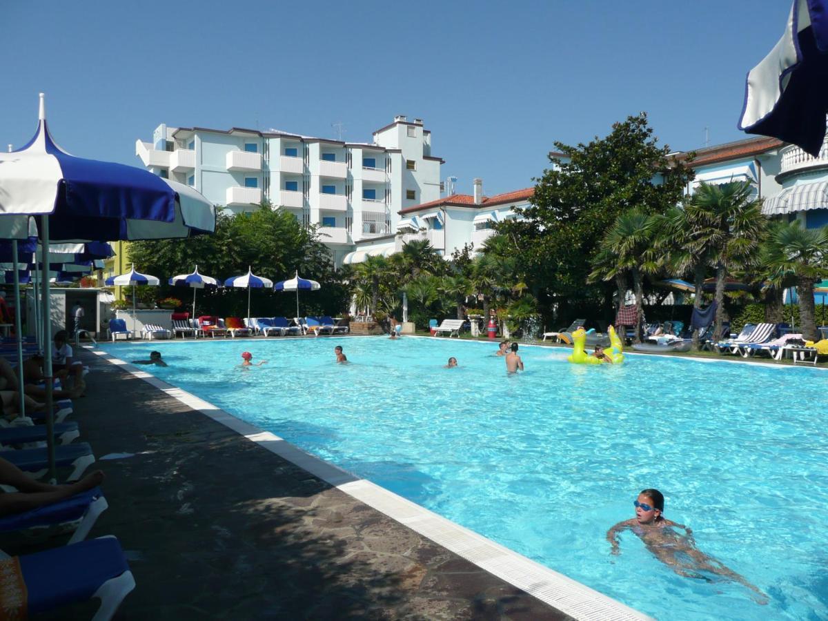 Hotel Imperial Caorle Kültér fotó